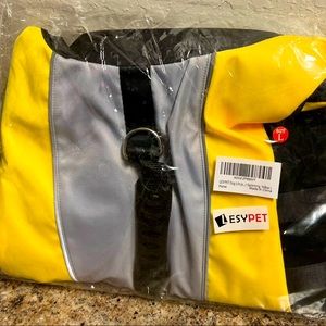 * NEW * Yellow dog life jacket ( Large )